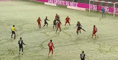 BOYU体育APP下载-【德甲】莱万破门萨内造2球 拜仁两度落后2球3比3平