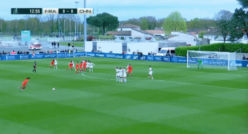 半场:法国女足U16 0-1中国女足U16,周瑾彤任意球破门